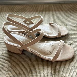 Kenneth Cole Beige Sandals